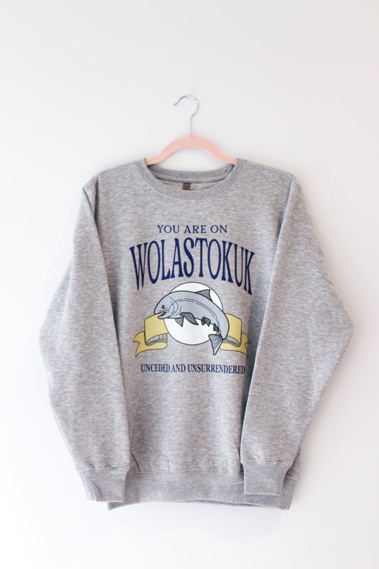Wolastokuk Crewneck